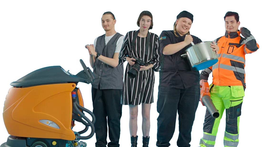 neljä eri ammattialojen nuorta seisoo vierekkäin.