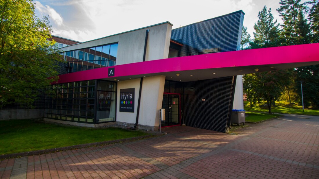Hyrian Riihimäen toimipaikan julkisivu.