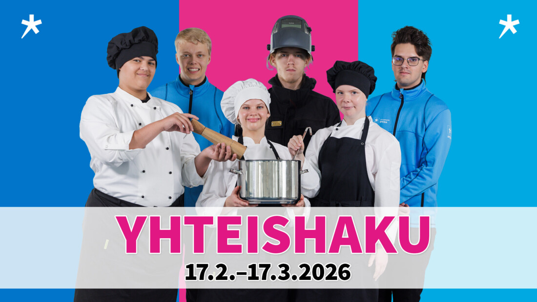 Ryhmä eri alojen opiskelijoita seisoo yhdessä värikkäällä taustalla. Etualalla on iso kattila ja puukauha, jota useat opiskelijat pitelevät. Kuvan alaosassa on teksti "Yhteishaku 17.2.–17.3.2026".